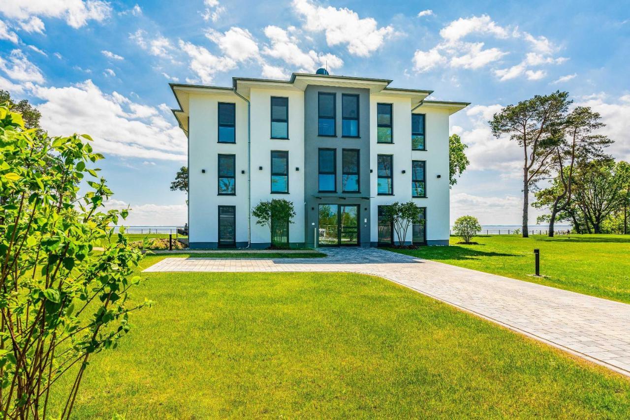 Appartement "Mondstein" Mit Penthouseflair - Oase Am Haff Garz  Exterior foto