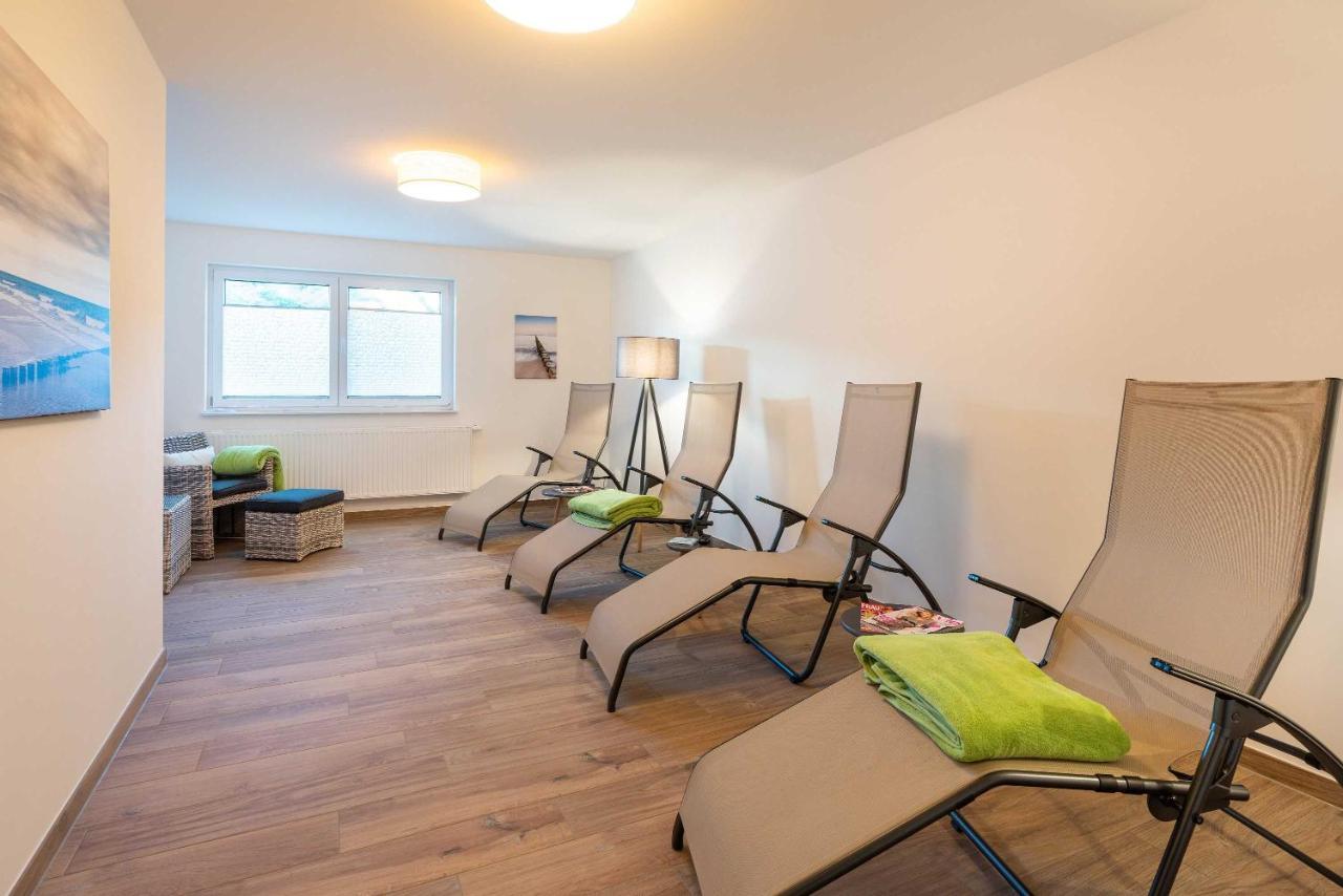 Appartement "Mondstein" Mit Penthouseflair - Oase Am Haff Garz  Habitación foto